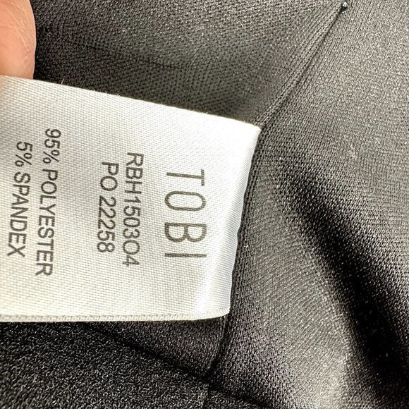 TOBI Black Scalloped Dress Shorts Side Zip Size Small - Picture 8 of 8